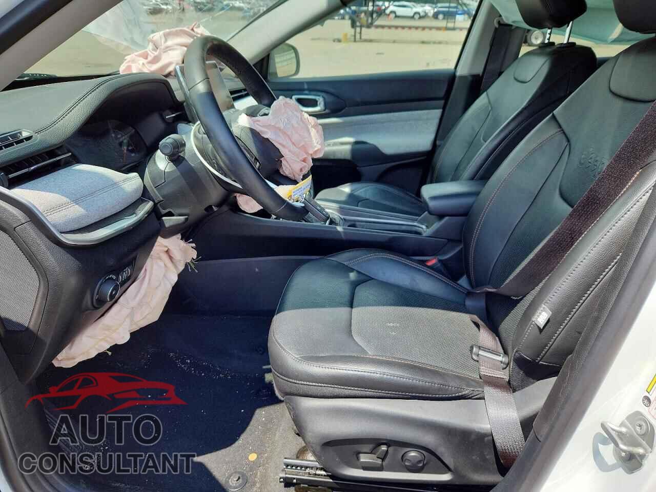 JEEP COMPASS 2022 - 3C4NJDFB3NT180281