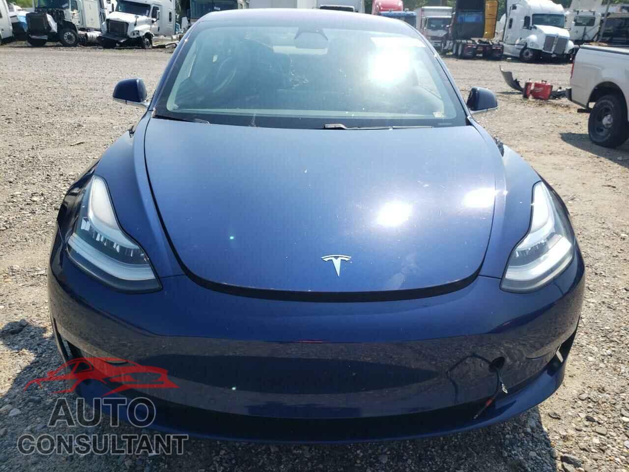 TESLA MODEL 3 2018 - 5YJ3E1EA1JF026387