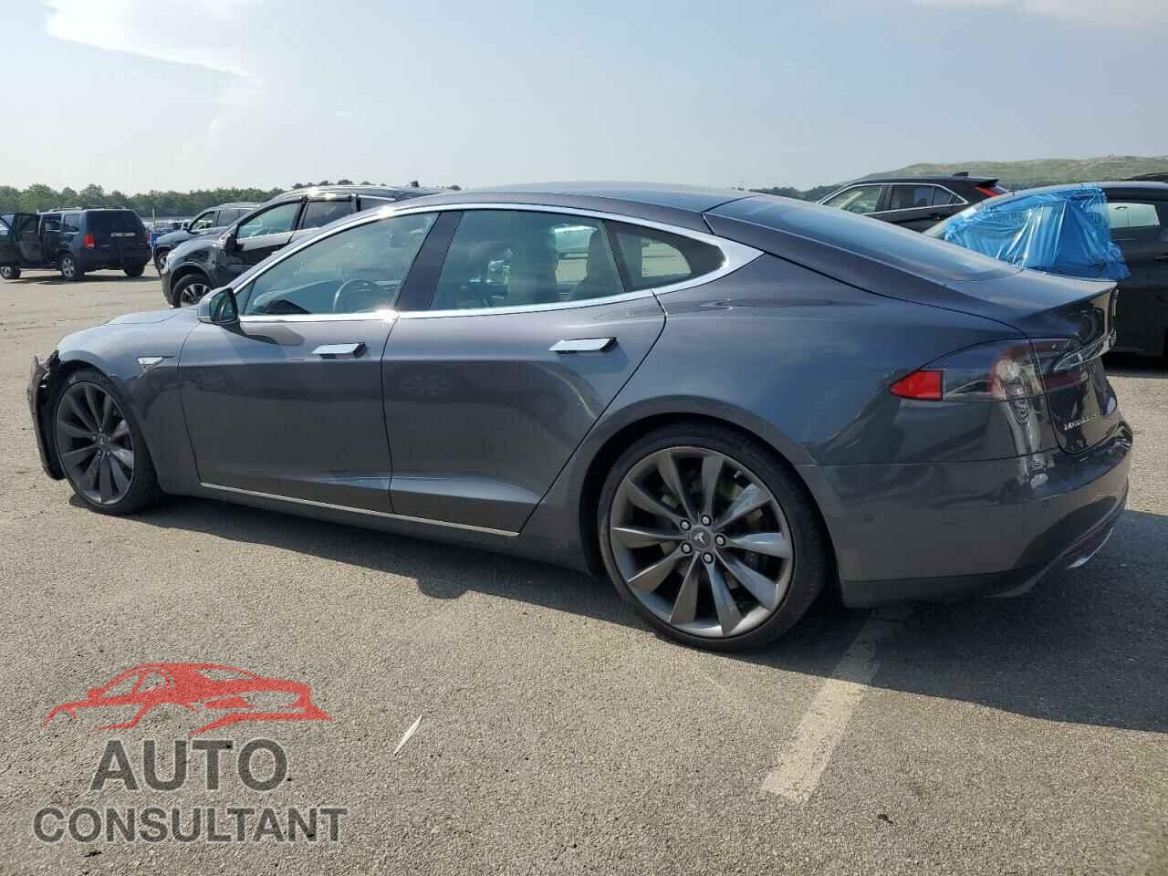 TESLA MODEL S 2016 - 5YJSA1E26GF131998