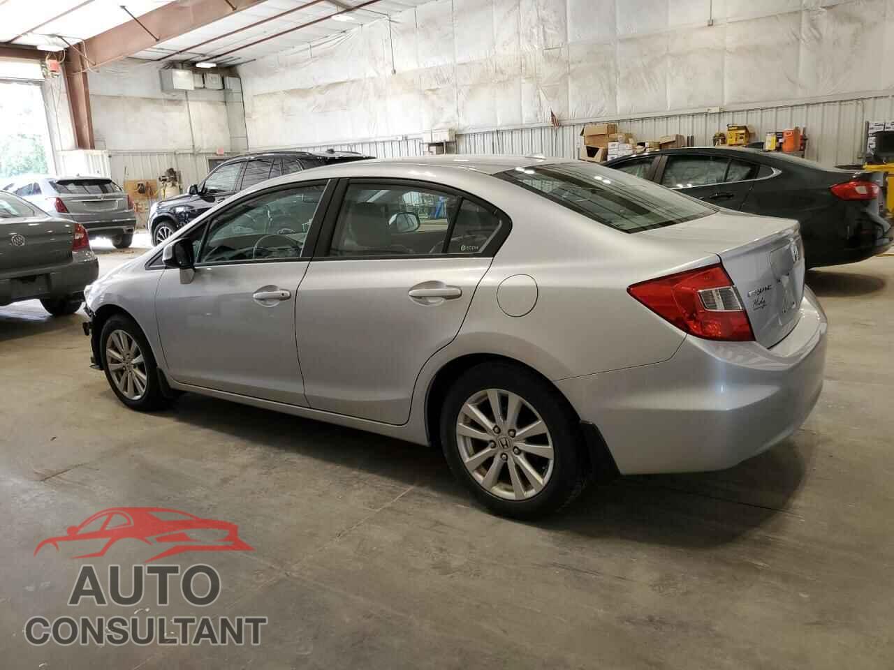 HONDA CIVIC 2012 - 2HGFB2F90CH517211