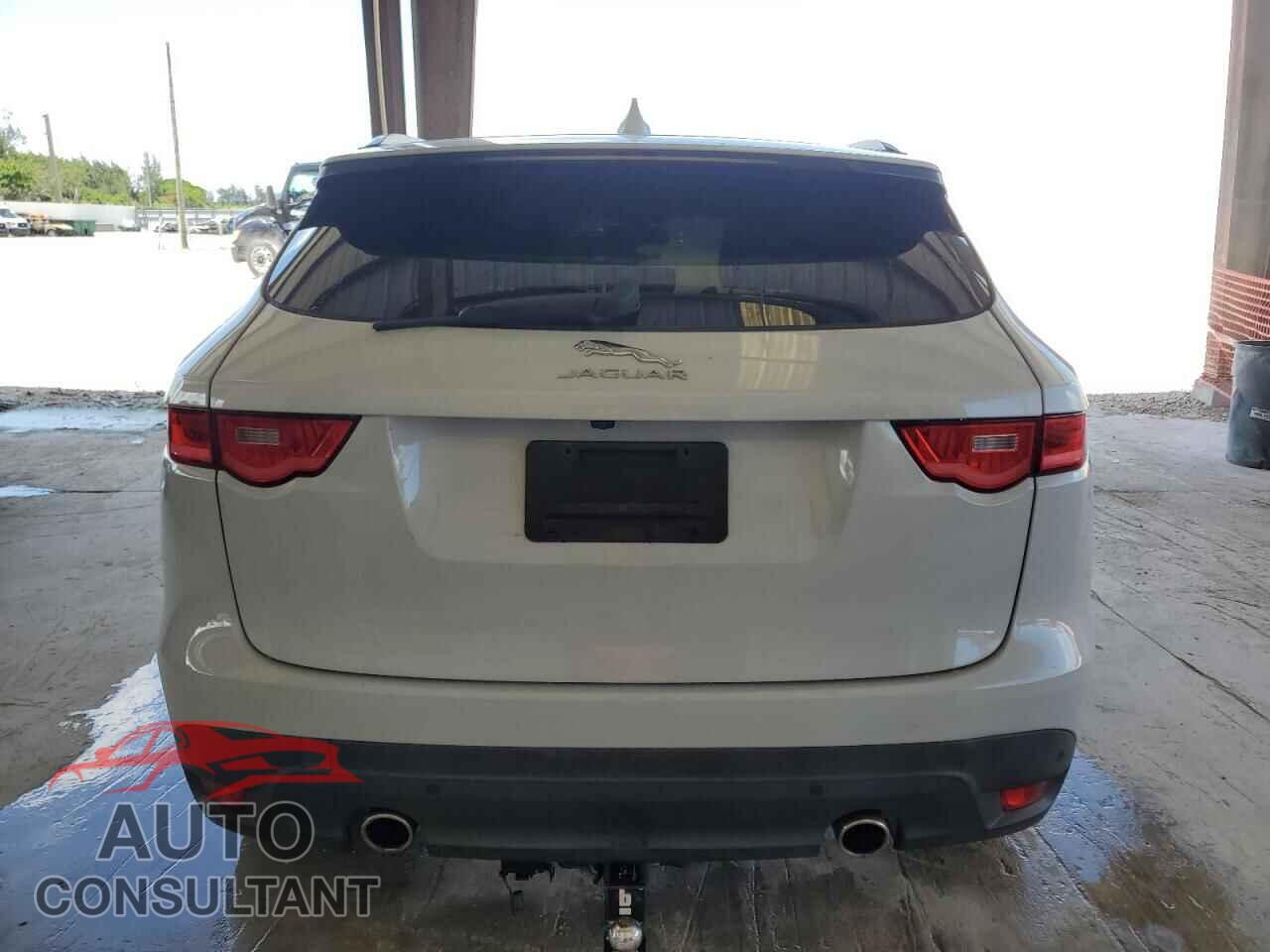 JAGUAR F-PACE 2017 - SADCL2BV8HA898446