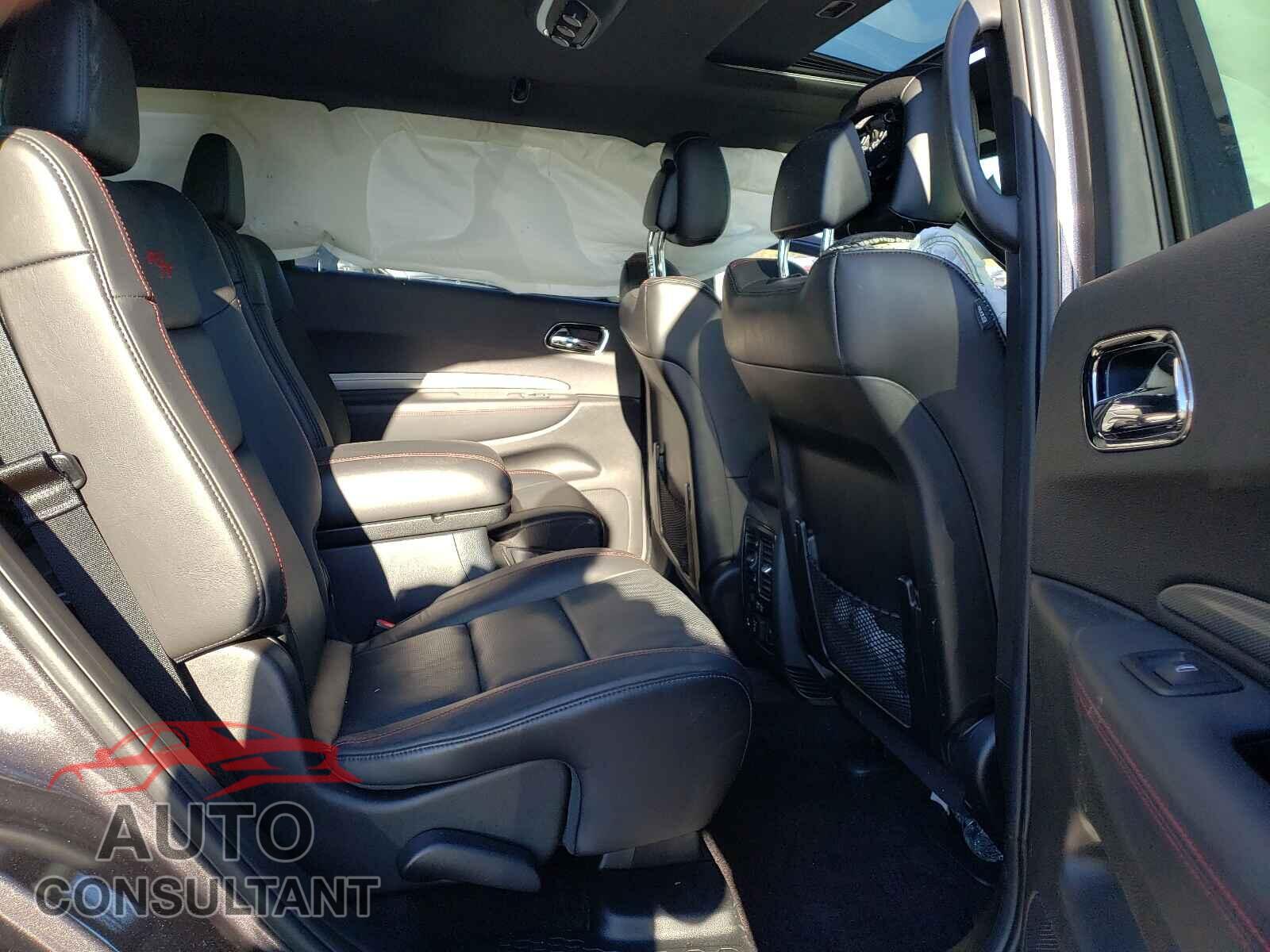 DODGE DURANGO 2018 - 1C4SDJCT4JC279882