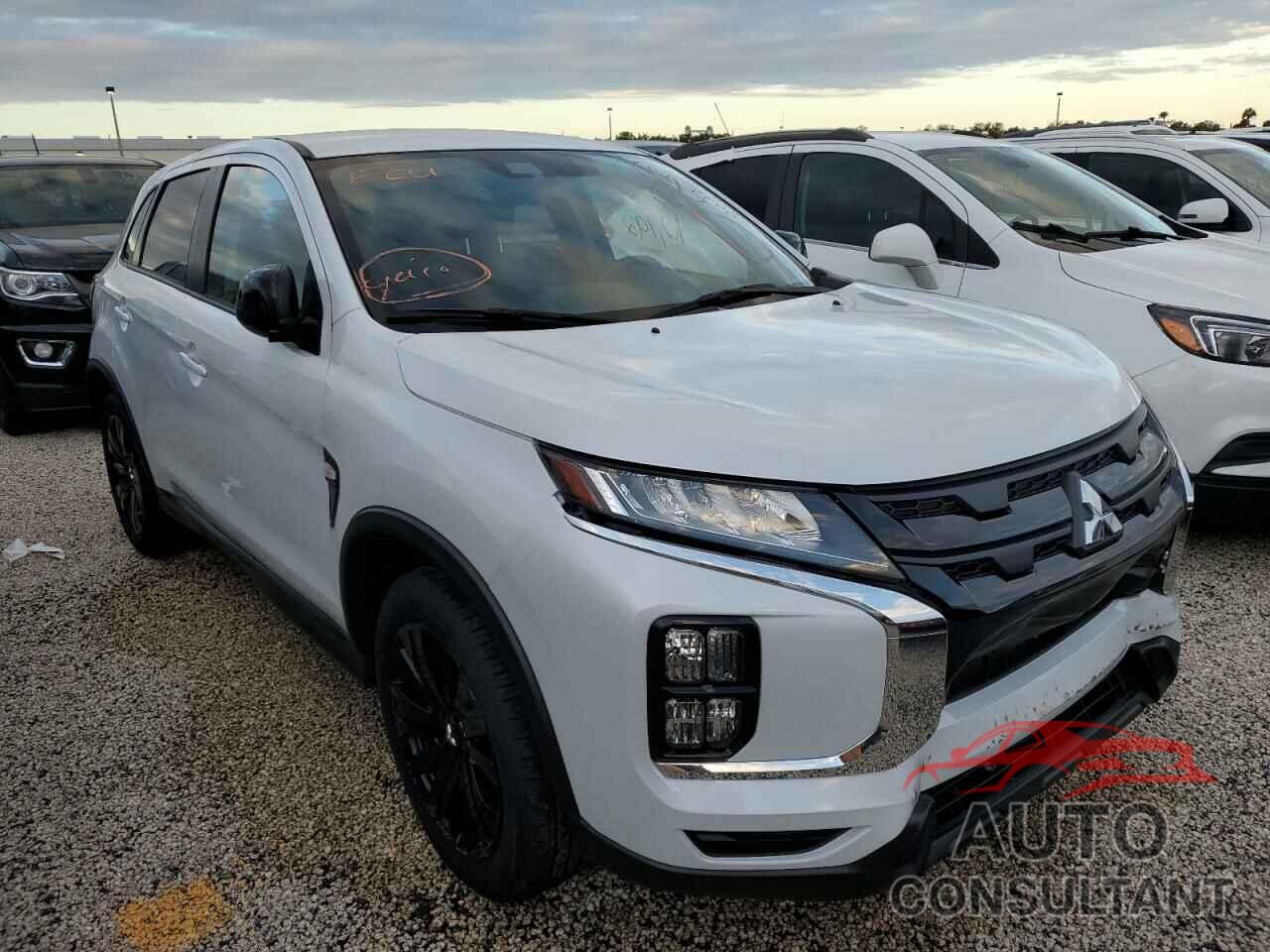 MITSUBISHI OUTLANDER 2022 - JA4APUAU0NU002401