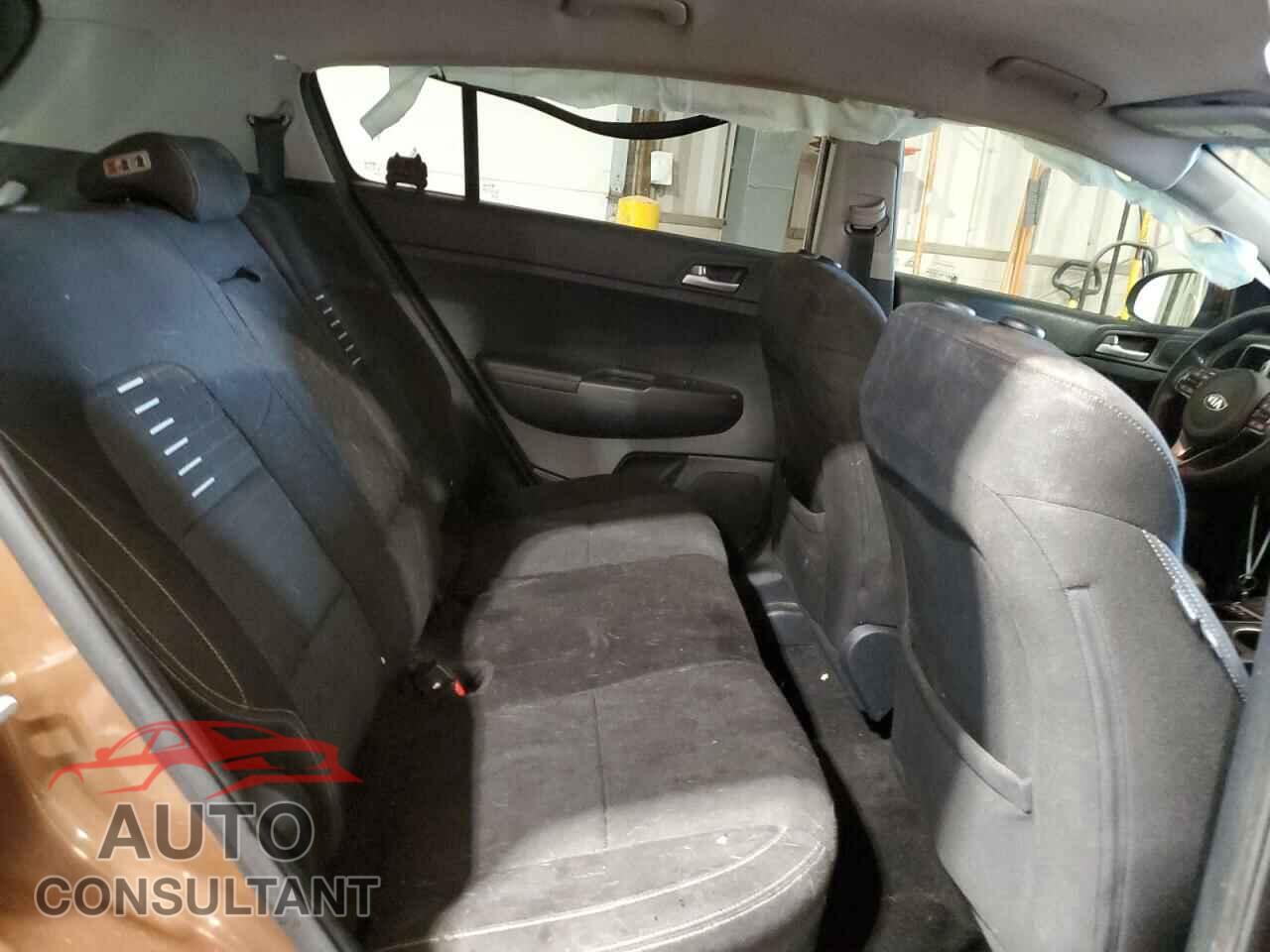 KIA SPORTAGE 2017 - KNDPM3AC2H7111908