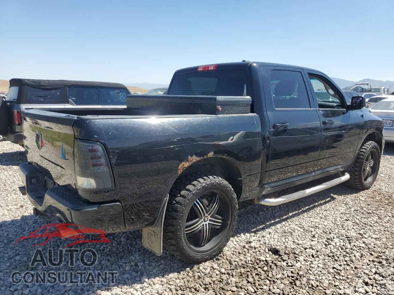DODGE RAM 1500 2012 - 1C6RD7MT4CS106041