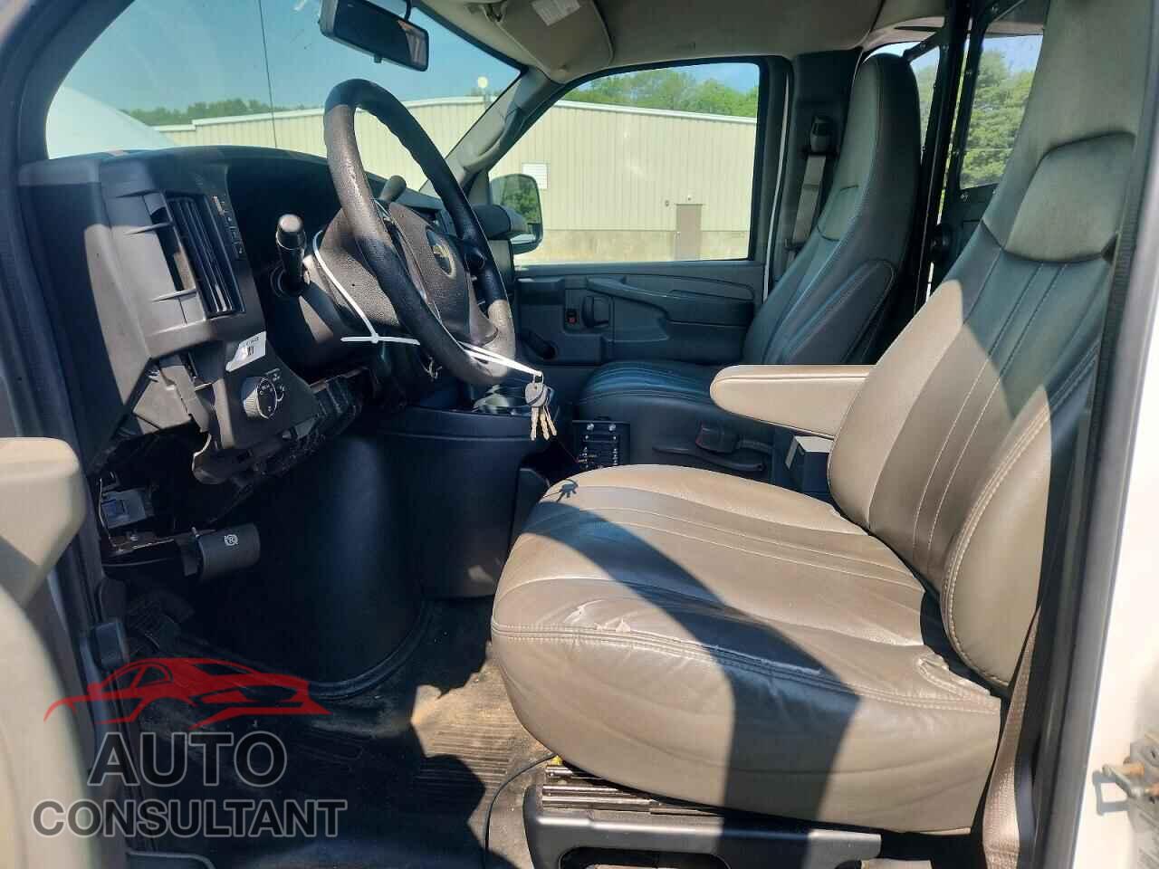CHEVROLET EXPRESS 2013 - 1GCSGAFX4D1162082