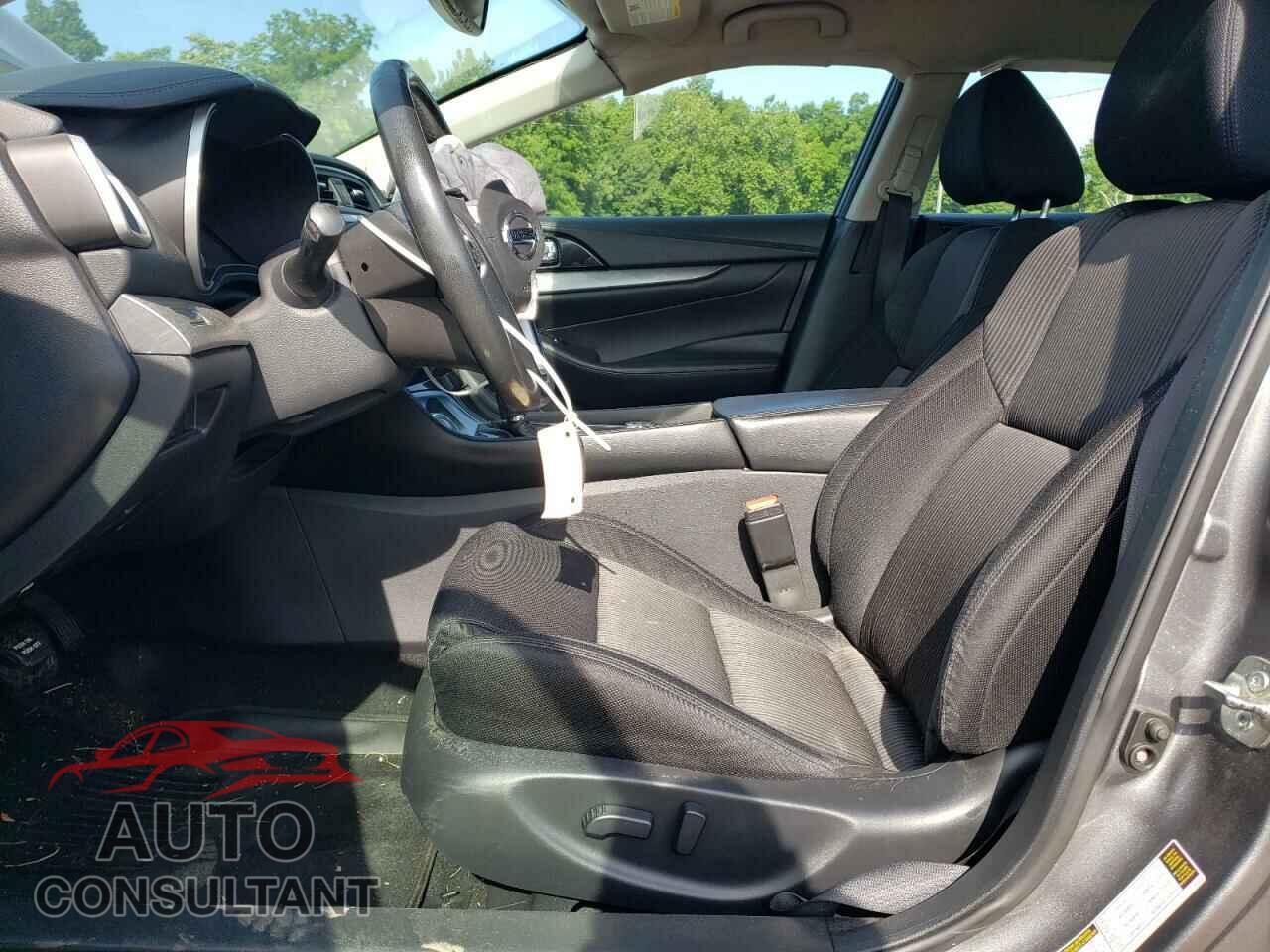 NISSAN MAXIMA 2017 - 1N4AA6AP6HC452549
