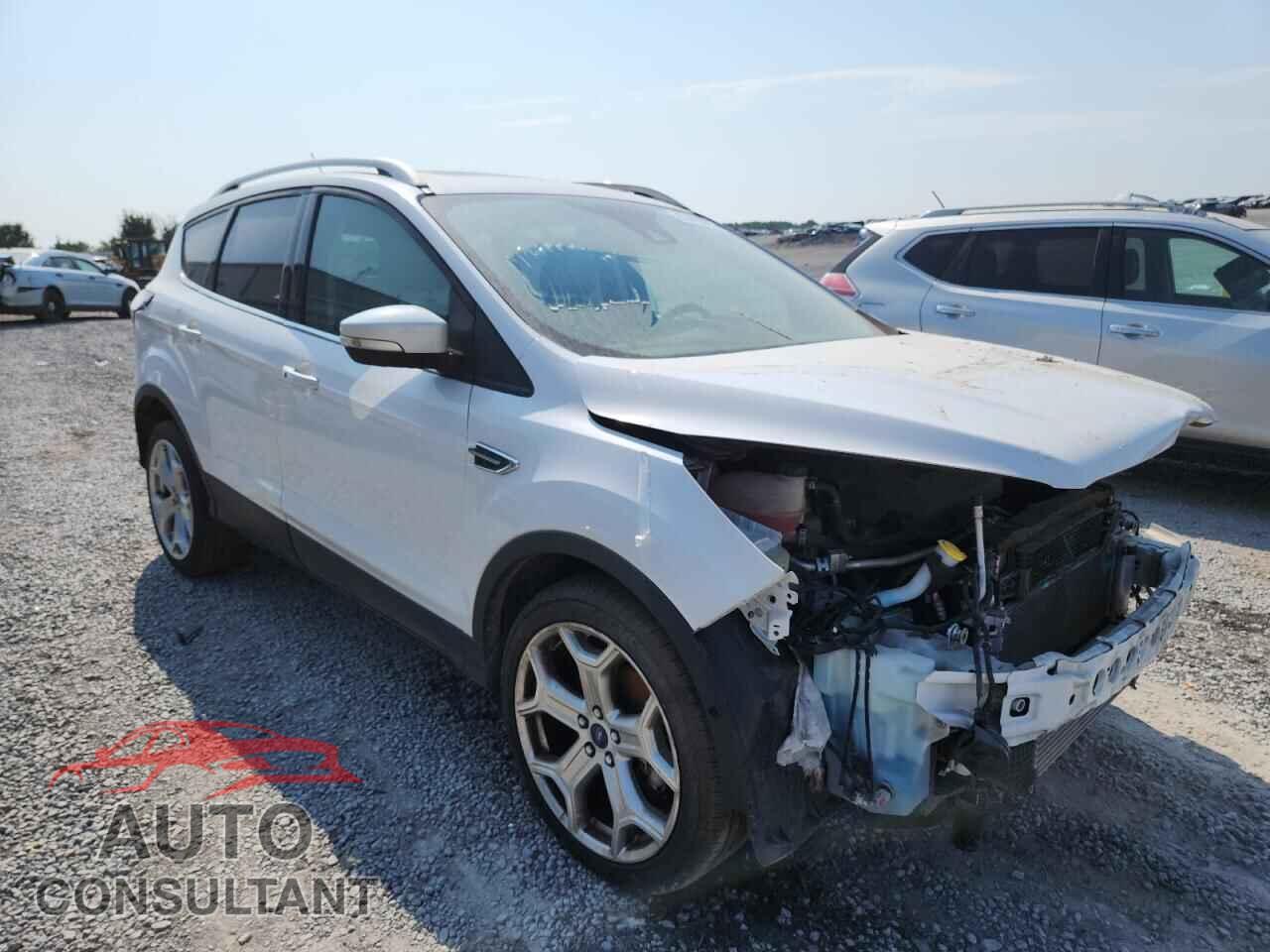 FORD ESCAPE 2017 - 1FMCU0J96HUA78765