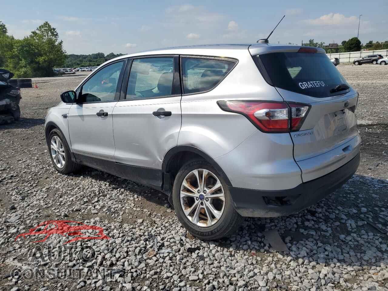 FORD ESCAPE 2017 - 1FMCU0F74HUB19644