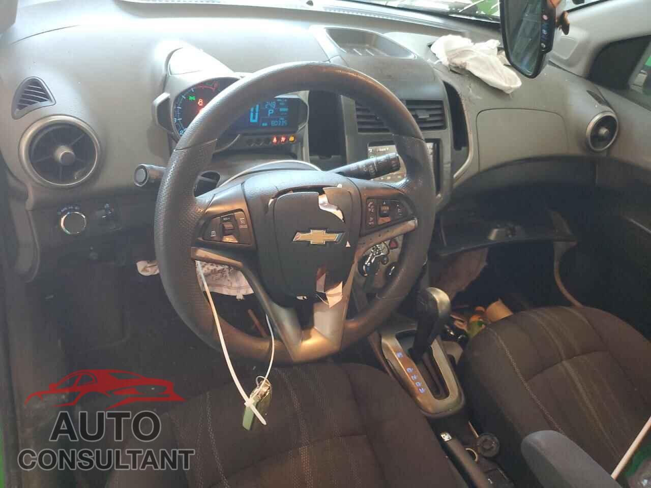 CHEVROLET SONIC 2016 - 1G1JC6SH2G4150429