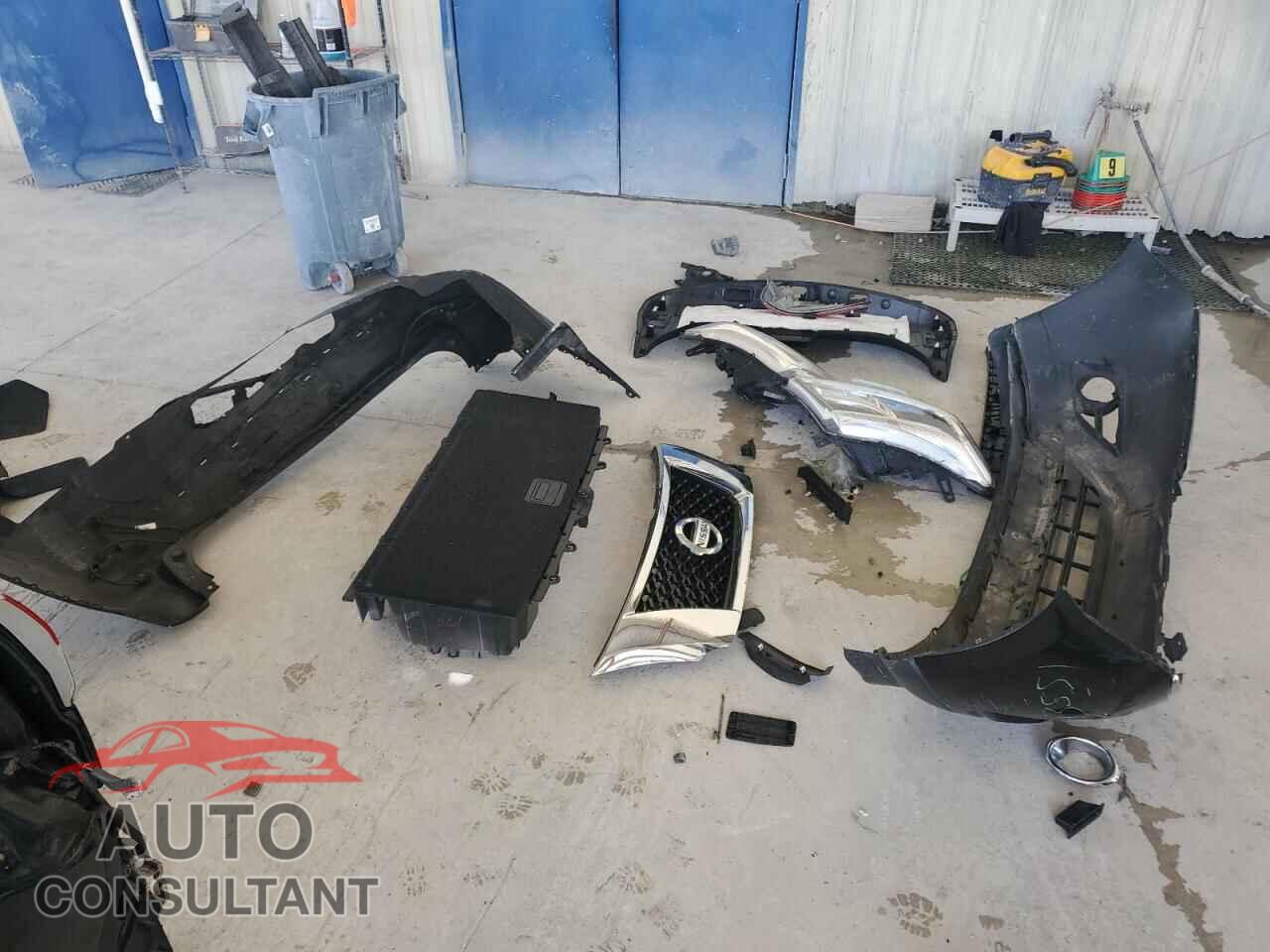 NISSAN PATHFINDER 2014 - 5N1AR2MM9EC723723