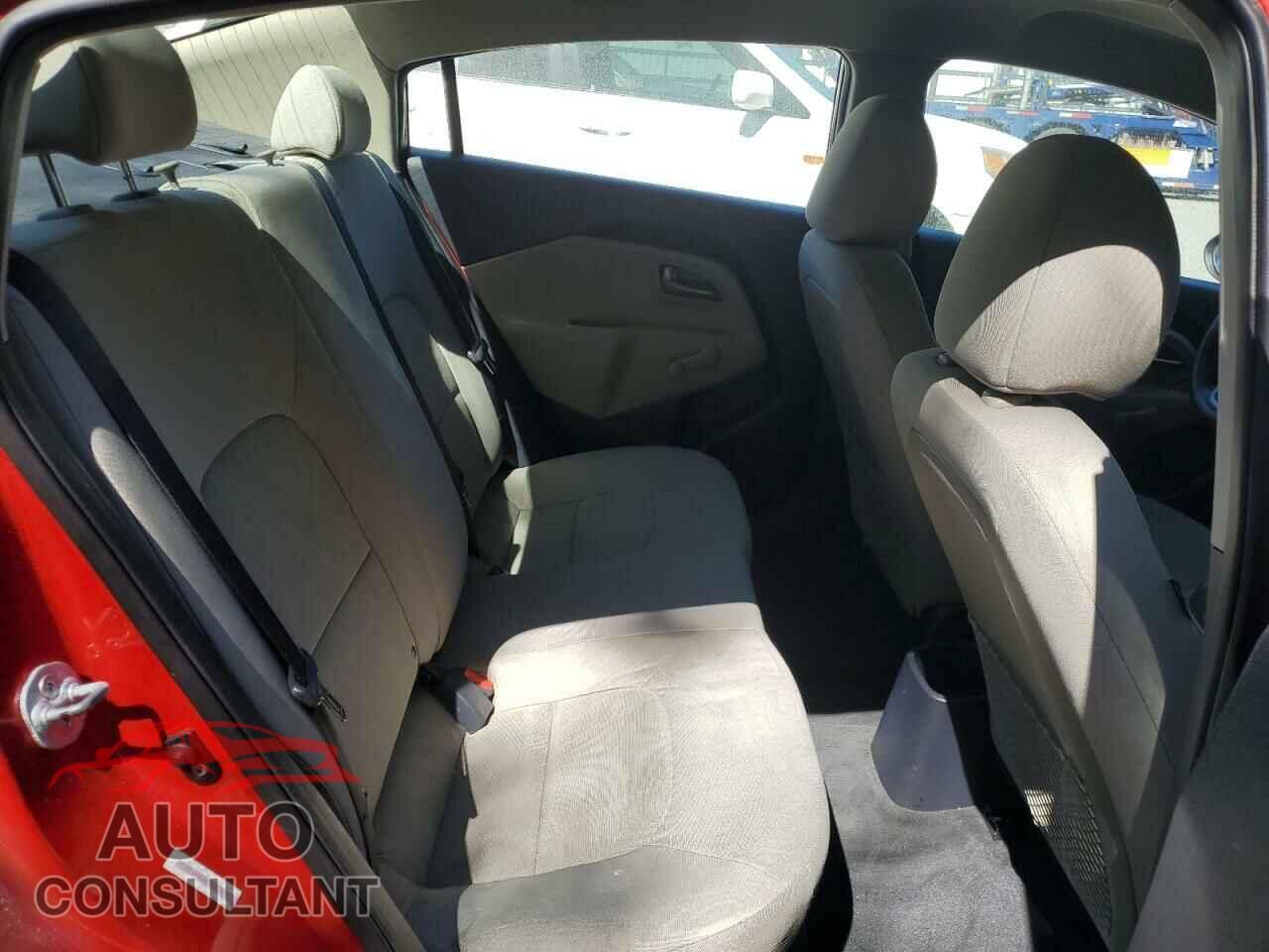 KIA RIO 2014 - KNADM4A39E6364831