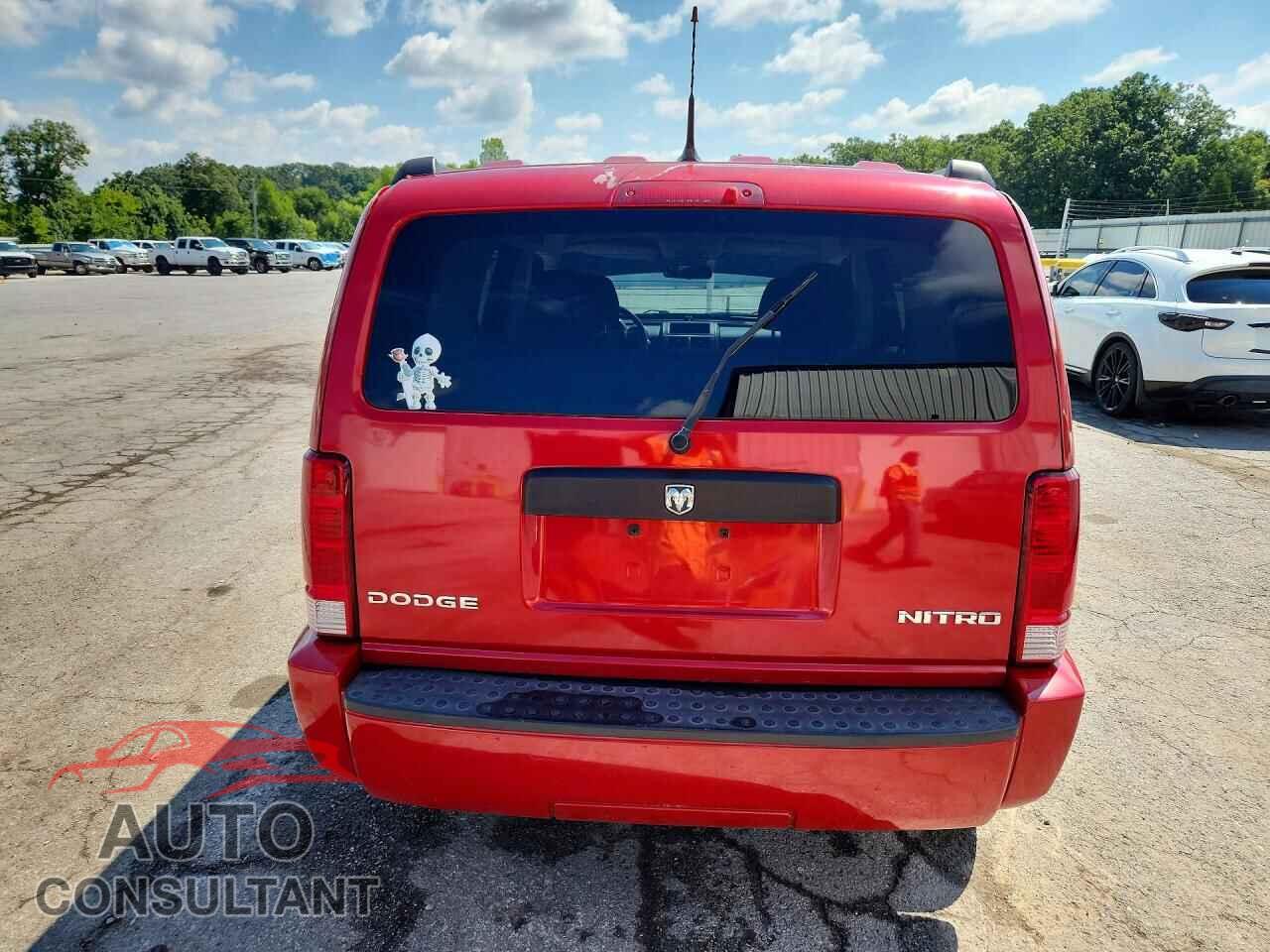 DODGE NITRO 2011 - 1D4PU4GK5BW568300