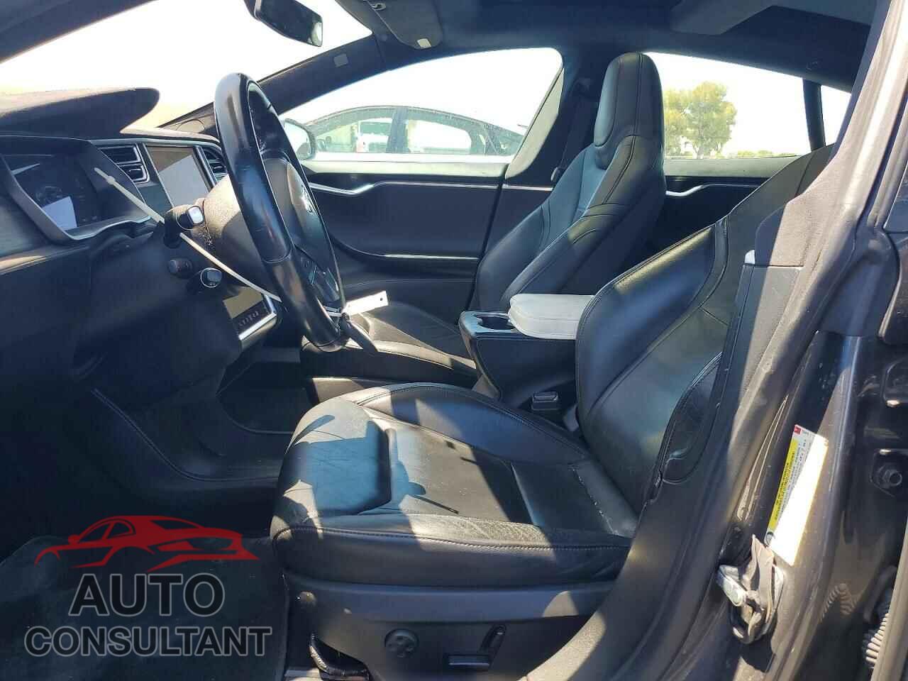 TESLA MODEL S 2016 - 5YJSA1E29GF132479