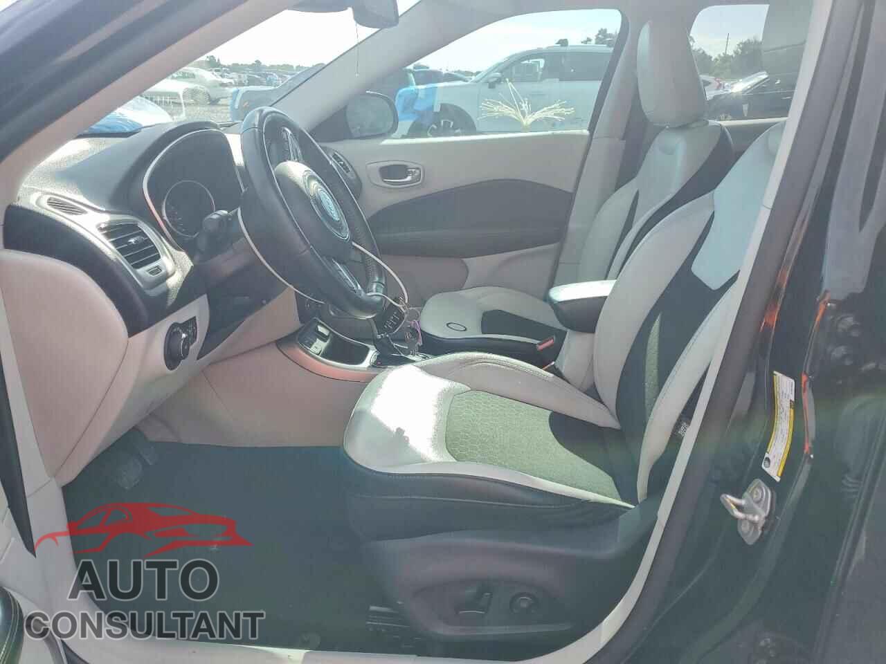 JEEP COMPASS 2019 - 3C4NJCBB8KT851844