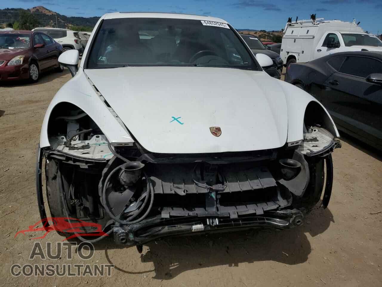 PORSCHE CAYENNE 2014 - WP1AB2A2XELA58048