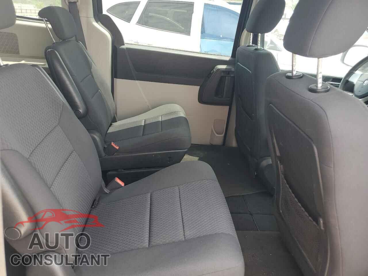 DODGE CARAVAN 2010 - 2D4RN4DE9AR233035