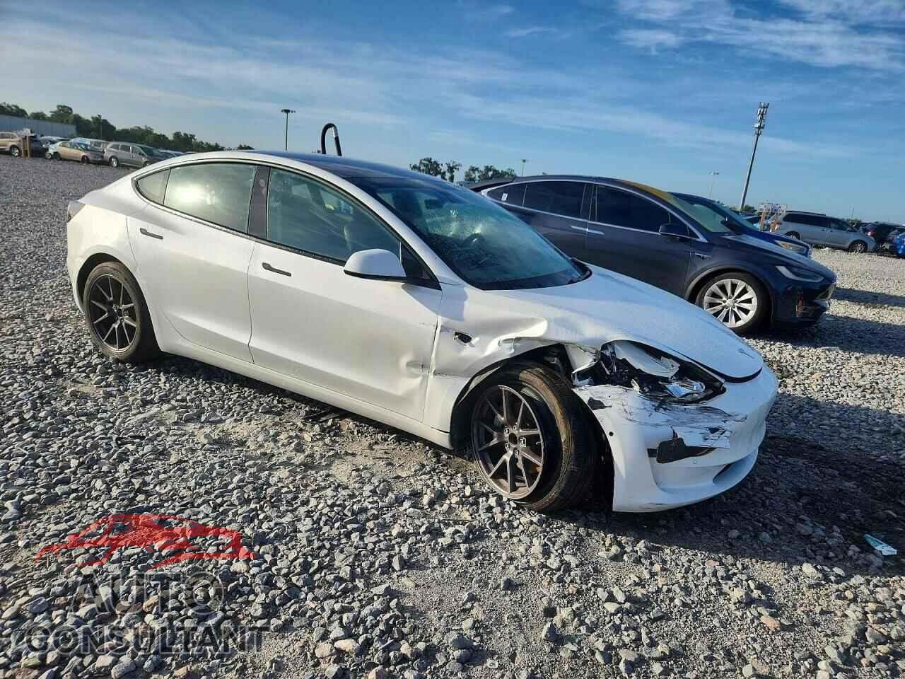 TESLA MODEL 3 2021 - 5YJ3E1EA3MF047522