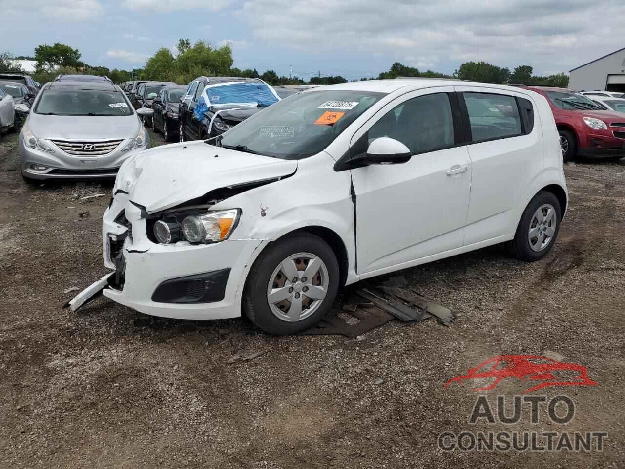 CHEVROLET SONIC 2015 - 1G1JA6SG4F4198705