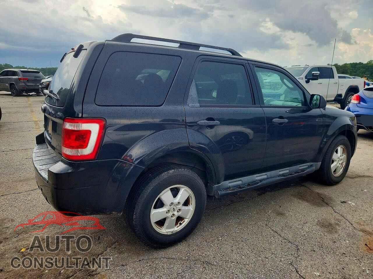 FORD ESCAPE 2011 - 1FMCU0D70BKA41546