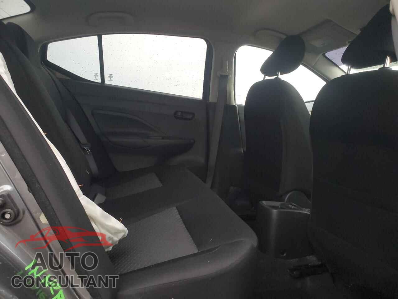 NISSAN VERSA 2023 - 3N1CN8DV3PL825534