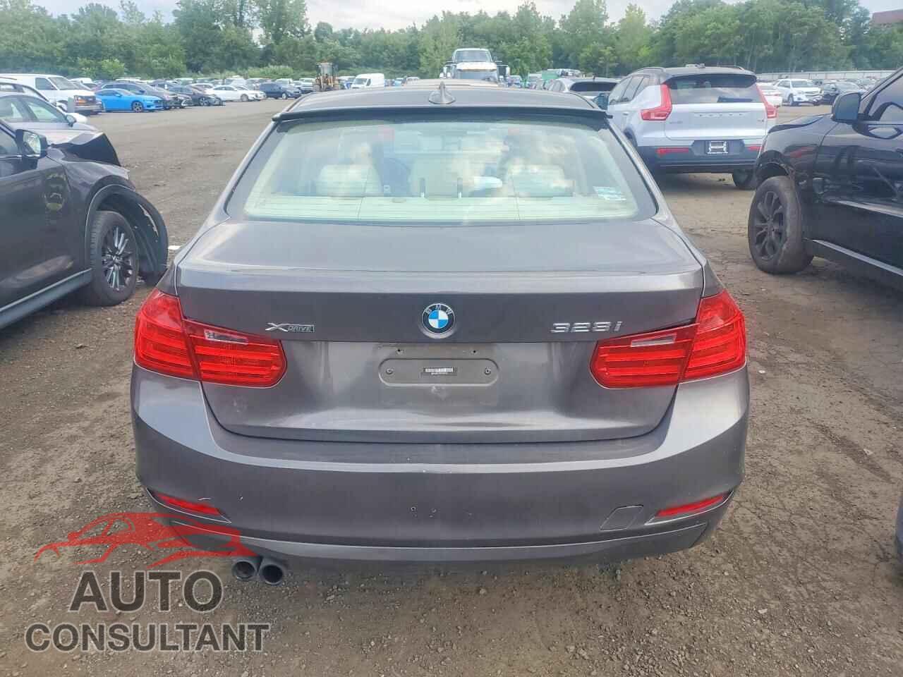 BMW 3 SERIES 2013 - WBA3B5C55DF594192
