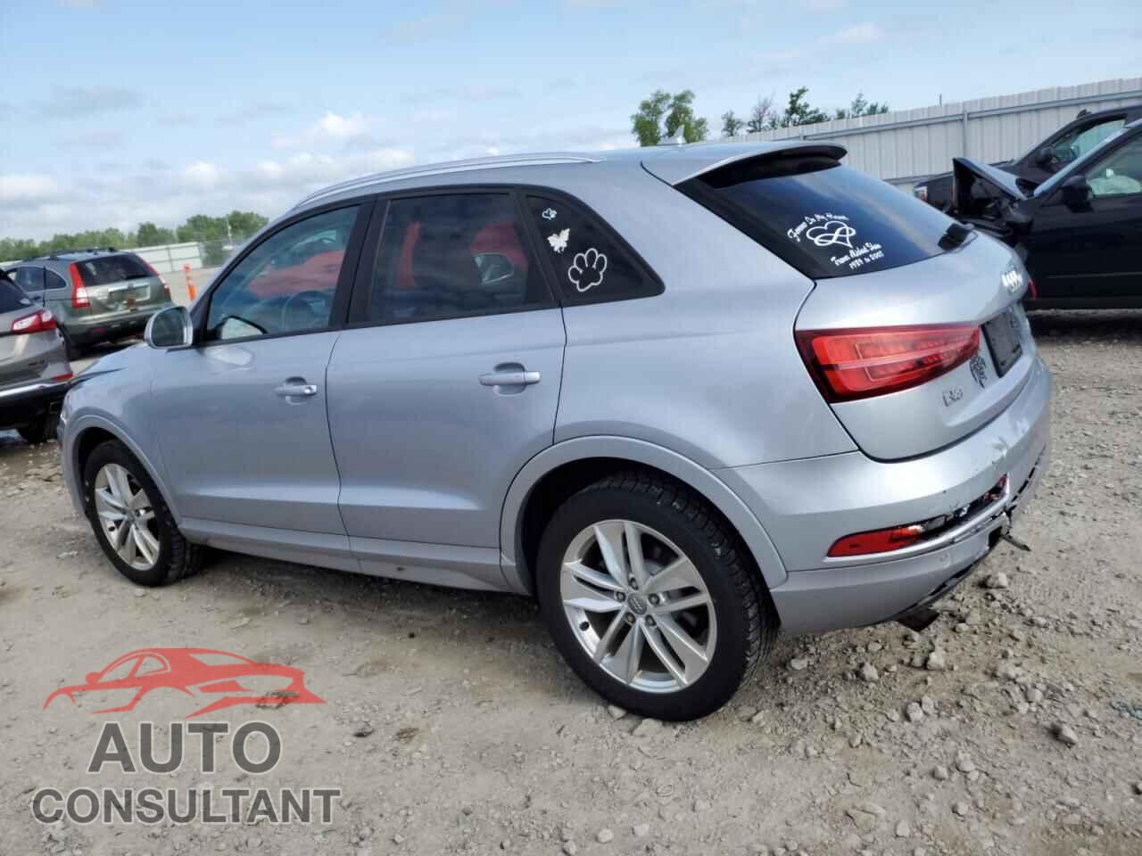 AUDI Q3 2017 - WA1ECCFS8HR013281
