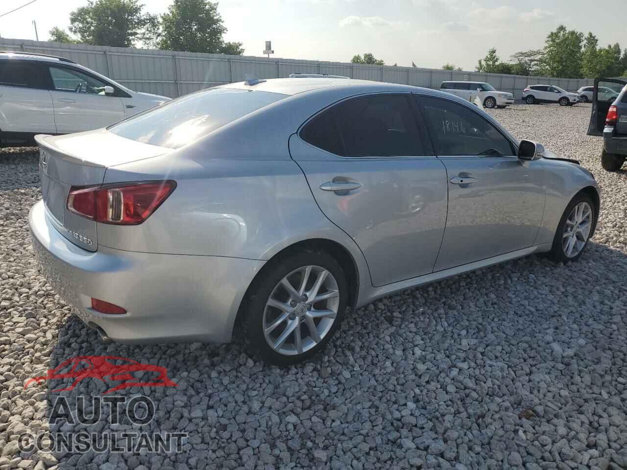 LEXUS IS 2011 - JTHCE5C28B5000339