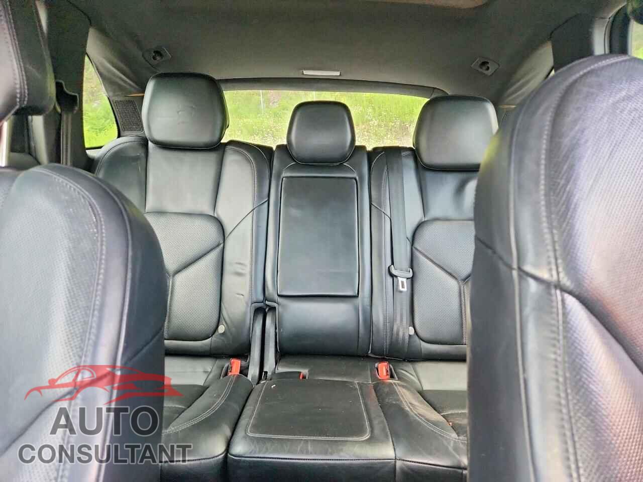 PORSCHE CAYENNE 2012 - WP1AE2A26CLA93688