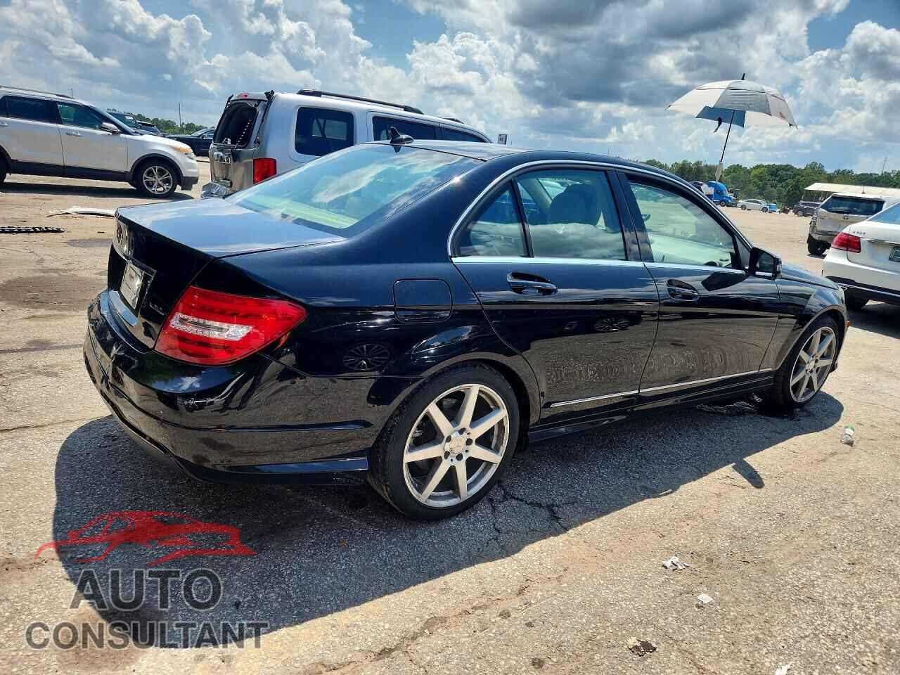 MERCEDES-BENZ C-CLASS 2014 - WDDGF4HB5EA953918