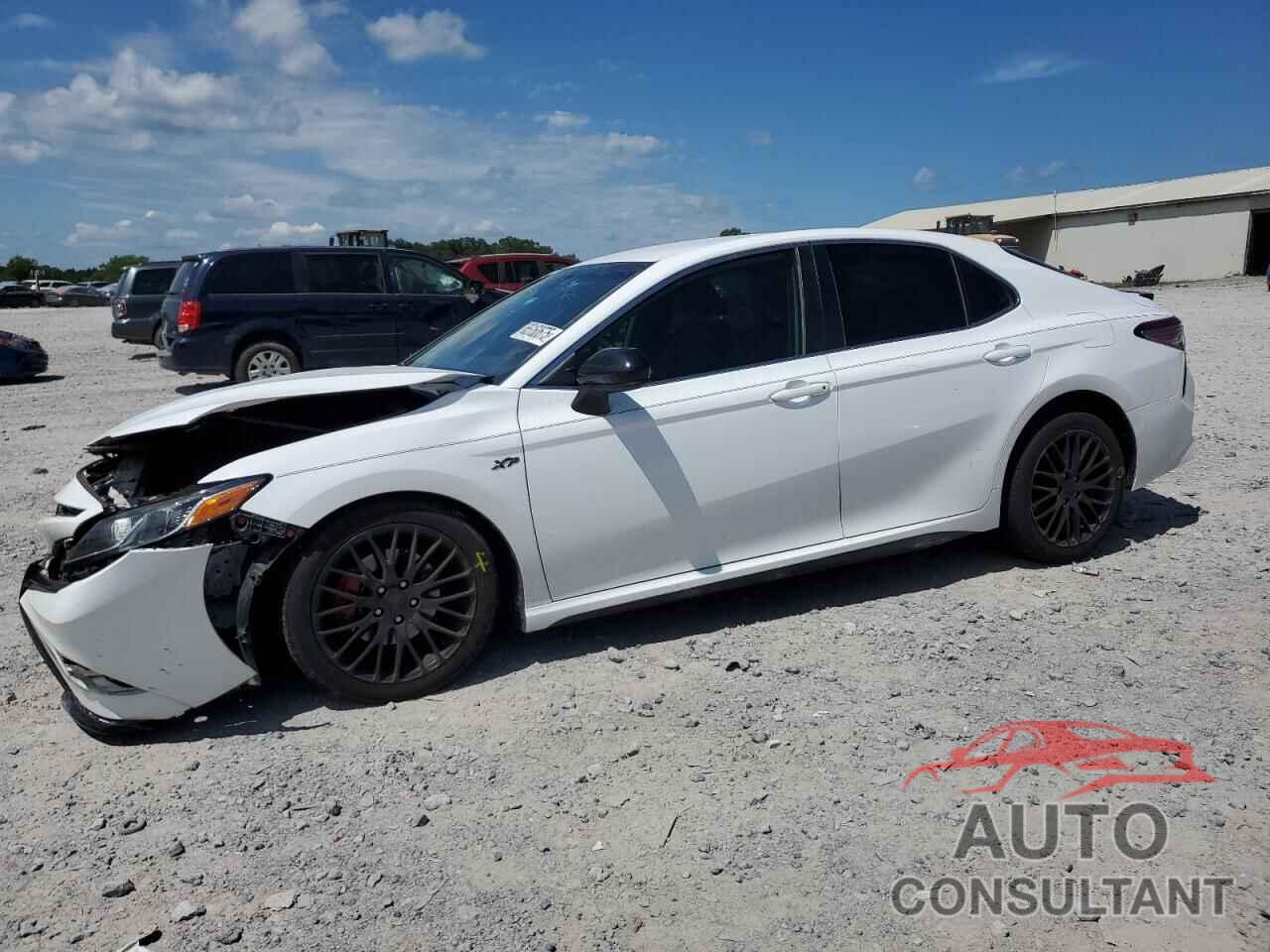 TOYOTA CAMRY 2019 - 4T1B11HK4KU802964