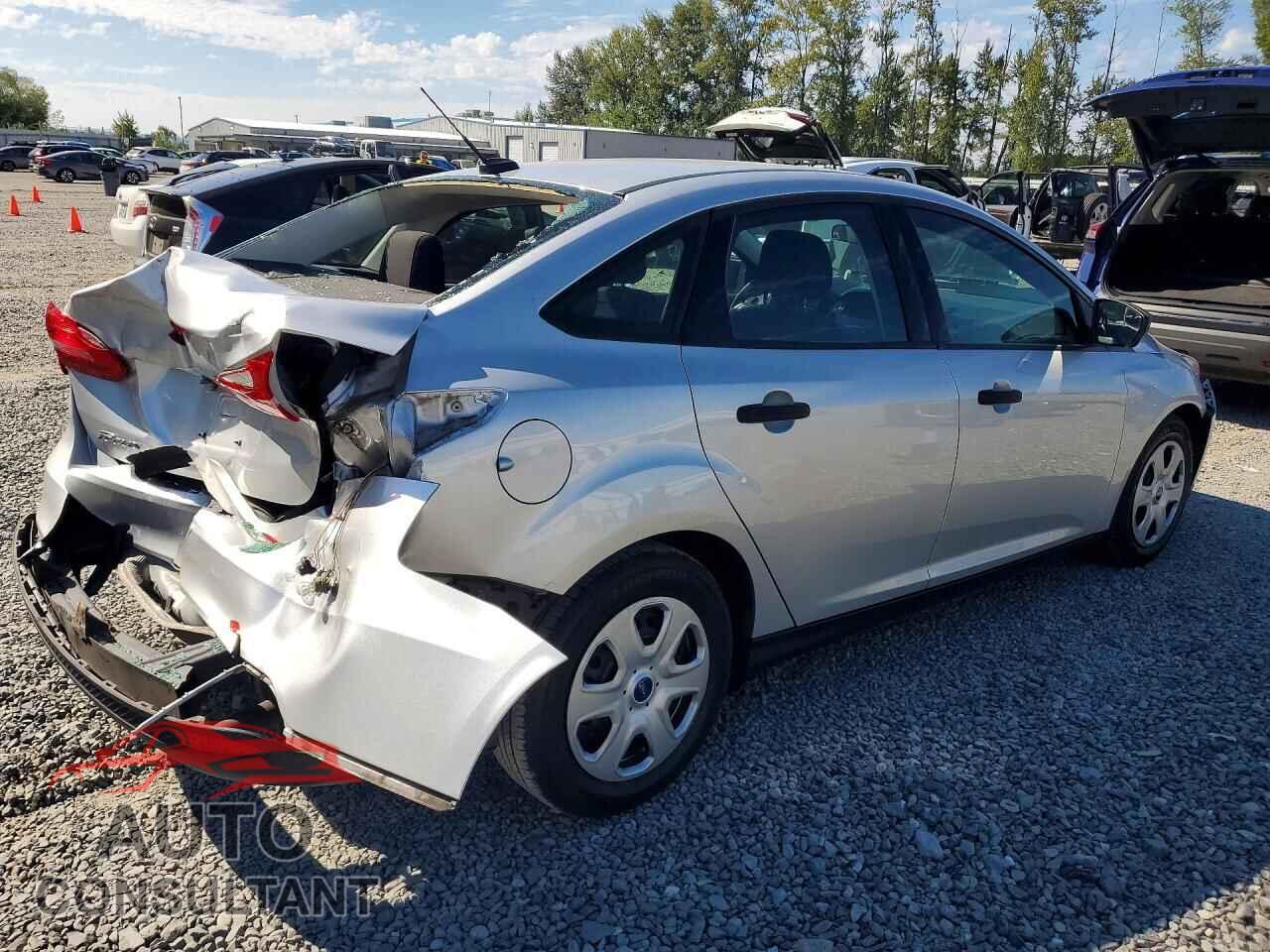 FORD FOCUS 2017 - 1FADP3E29HL325643