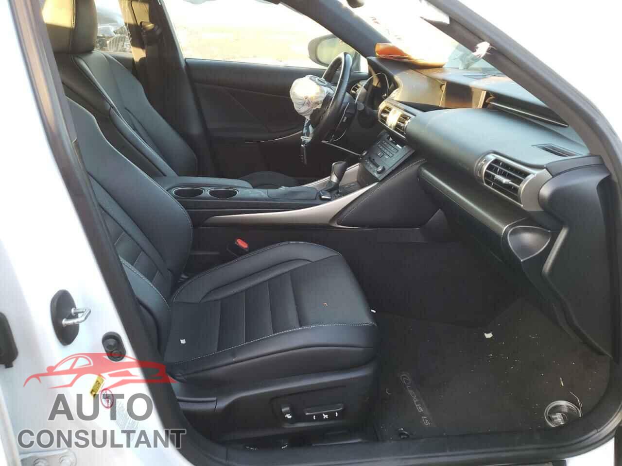 LEXUS IS 2016 - JTHBA1D24G5022019