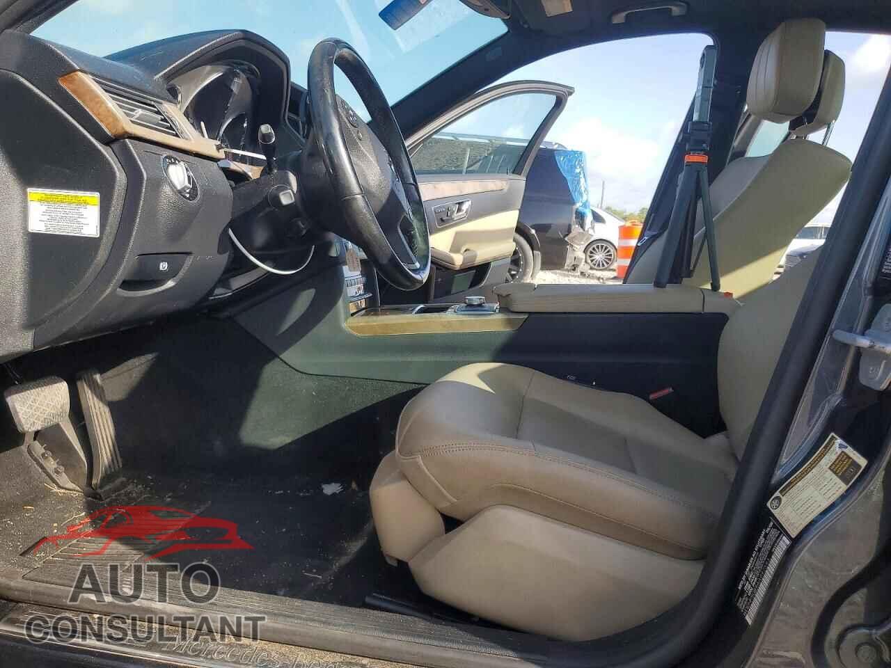 MERCEDES-BENZ E-CLASS 2010 - WDDHF5GB9AA097593