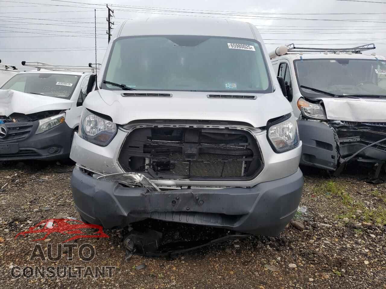 FORD TRANSIT 2018 - 1FDZX2CM2JKB07159