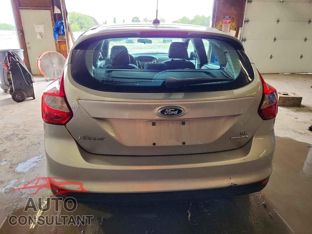 FORD FOCUS 2014 - 1FADP3K21EL181943