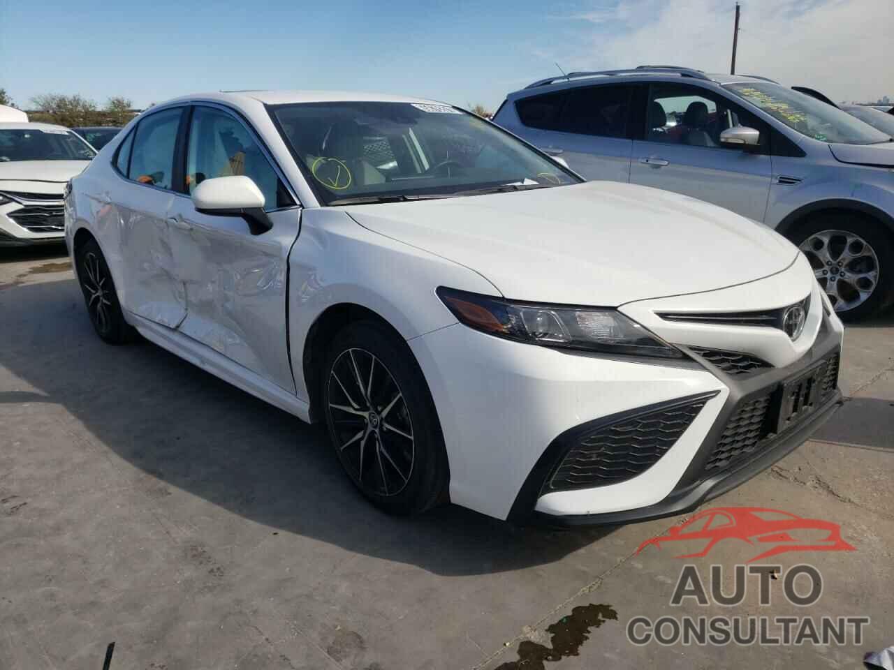 TOYOTA CAMRY 2021 - 4T1G11AK2MU533995