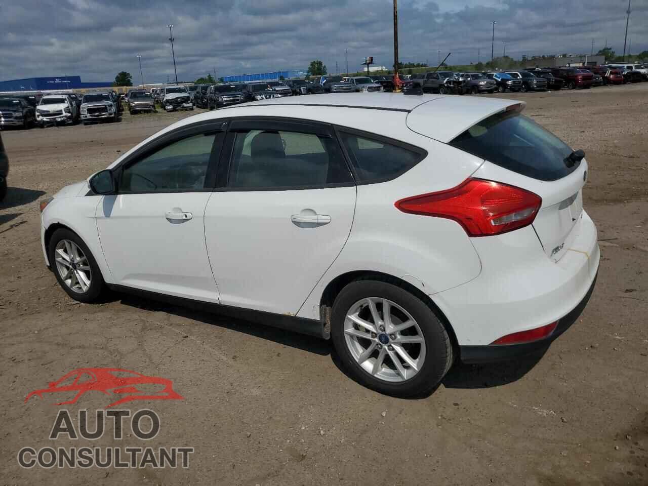 FORD FOCUS 2015 - 1FADP3K28FL265582