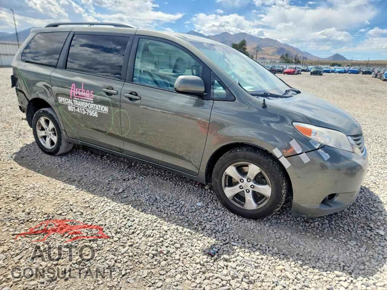 TOYOTA SIENNA 2012 - 5TDKK3DC2CS228852