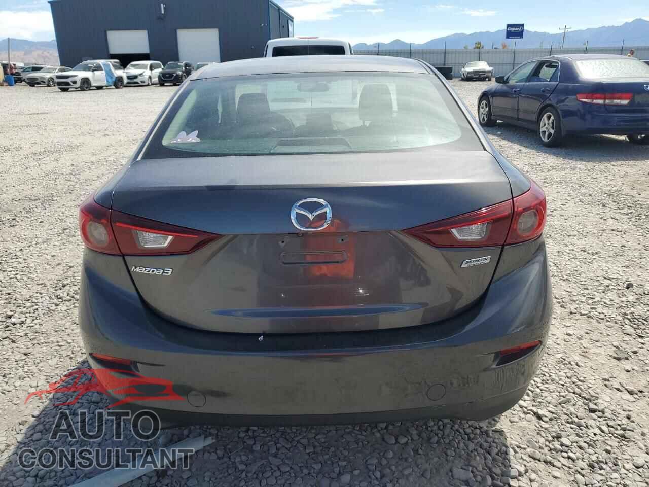 MAZDA 3 2017 - 3MZBN1U76HM102111