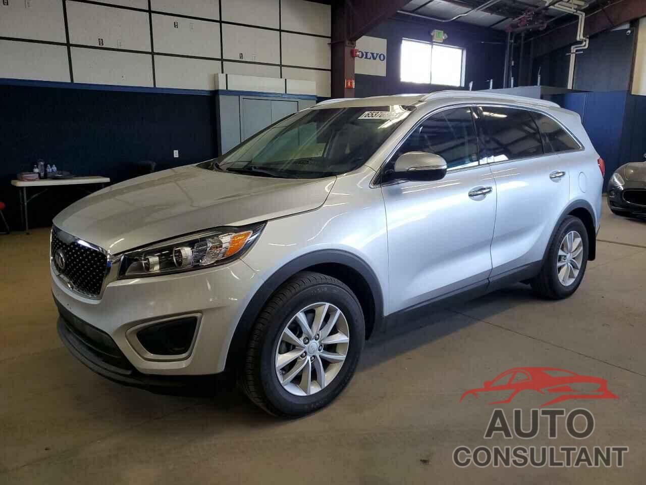 KIA SORENTO 2017 - 5XYPGDA34HG233234