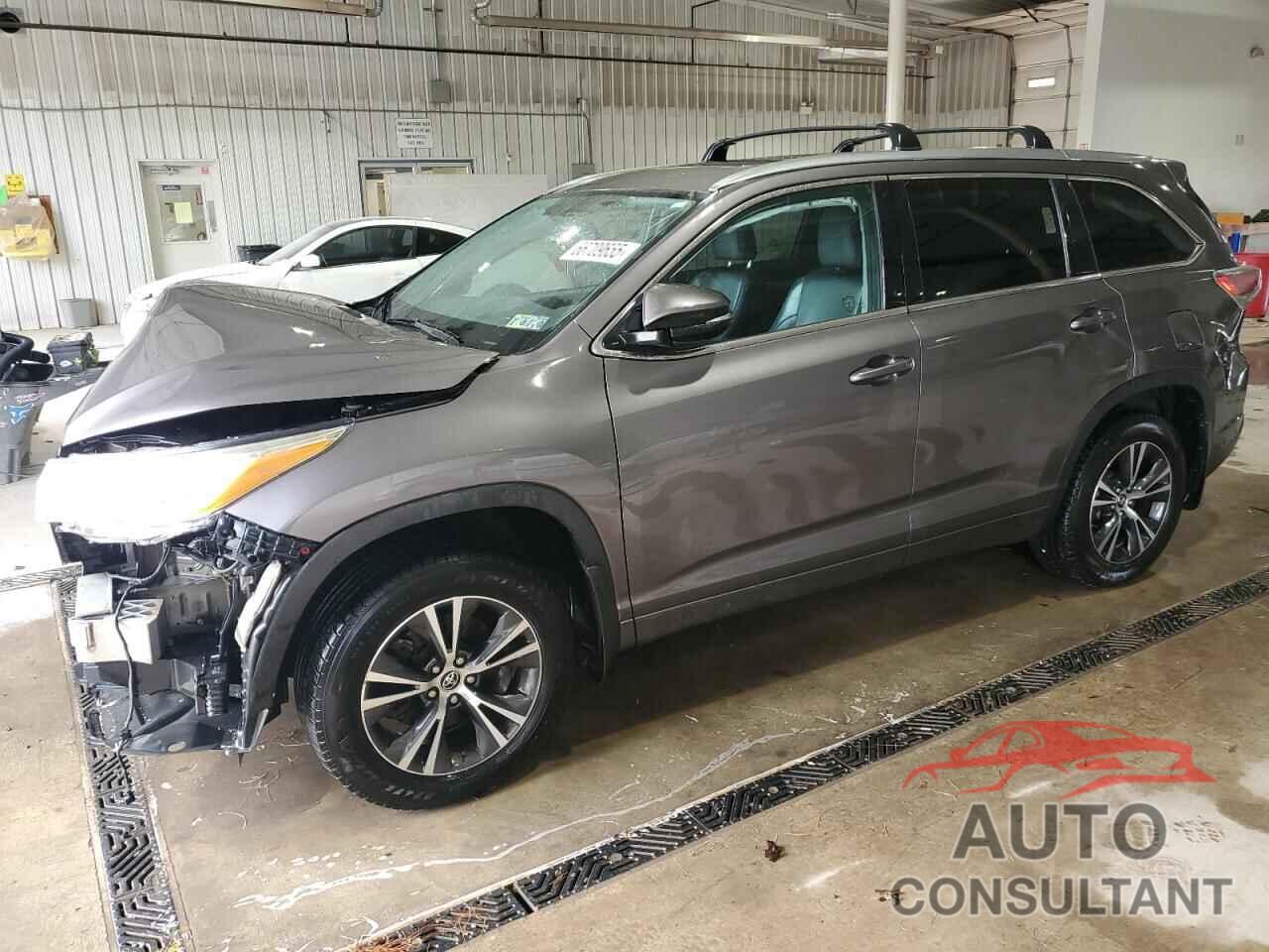 TOYOTA HIGHLANDER 2016 - 5TDJKRFH9GS228618