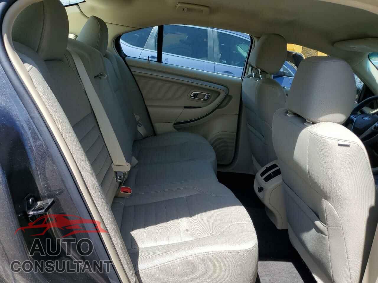 FORD TAURUS 2017 - 1FAHP2D80HG135188