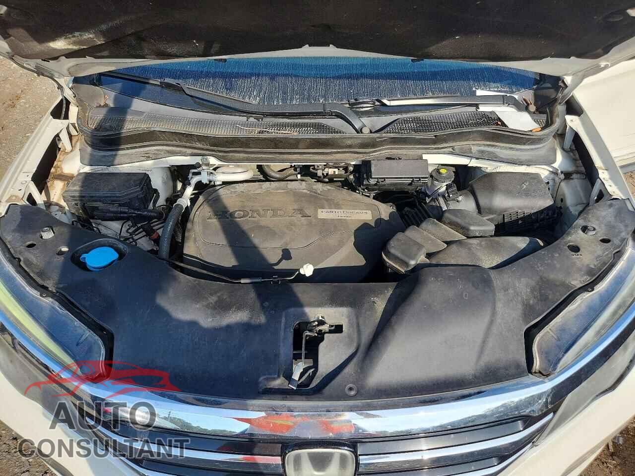 HONDA PILOT 2016 - 5FNYF5H95GB016126
