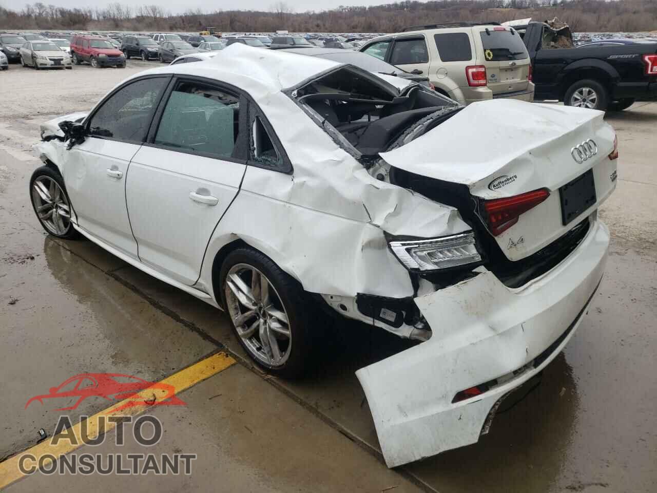 AUDI A4 2017 - WAUDNAF42HN054513