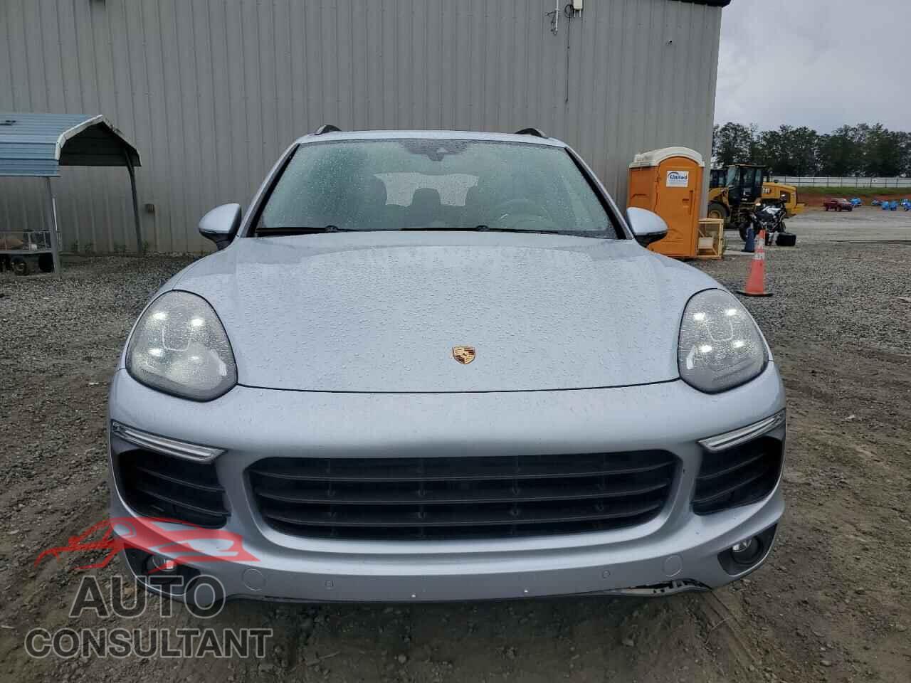 PORSCHE CAYENNE 2017 - WP1AA2A26HKA88760