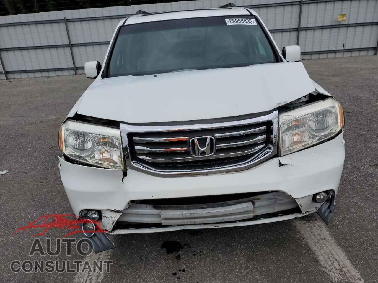 HONDA PILOT 2013 - 5FNYF4H56DB025940