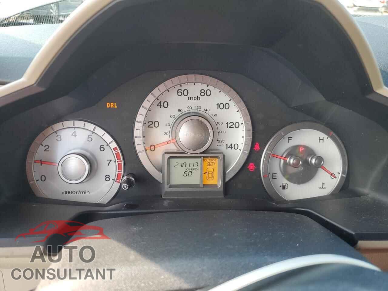 HONDA PILOT 2011 - 5FNYF3H56BB005582