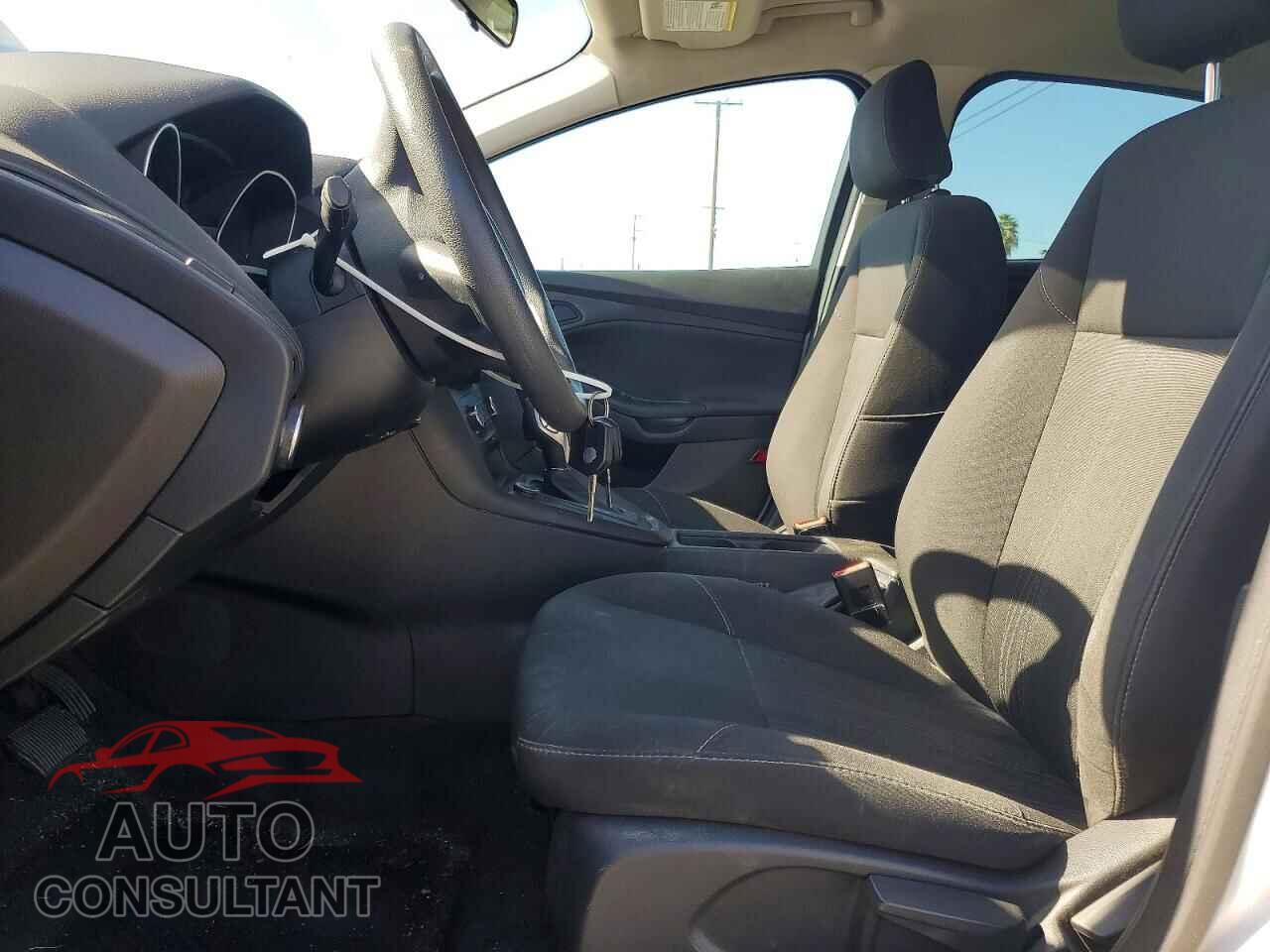 FORD FOCUS 2016 - 1FADP3E2XGL268142