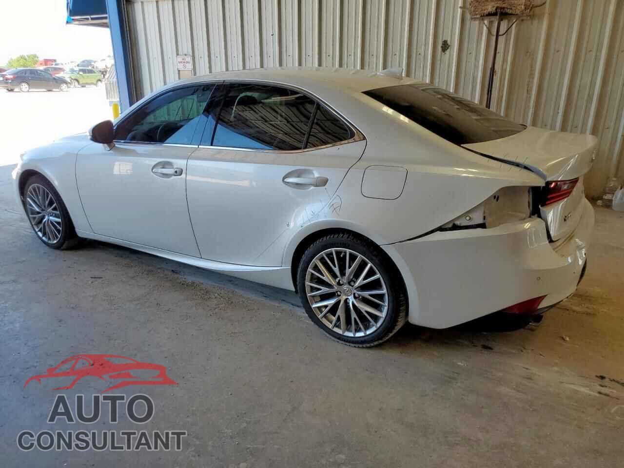 LEXUS IS 2016 - JTHBA1D25G5021185